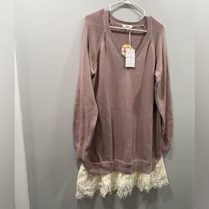 Boutique sweater dress Elegant Mauve Sweater Dress with Lace Hem L